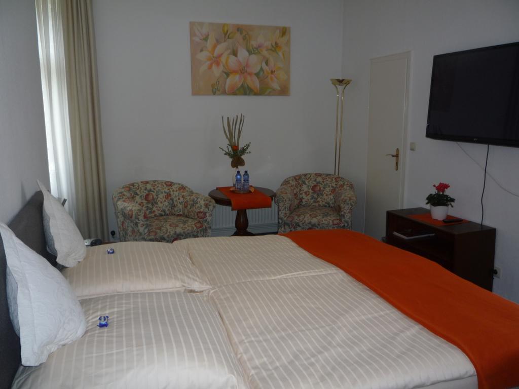 Hotel Carolinenhof باد بيرمونت المظهر الخارجي الصورة